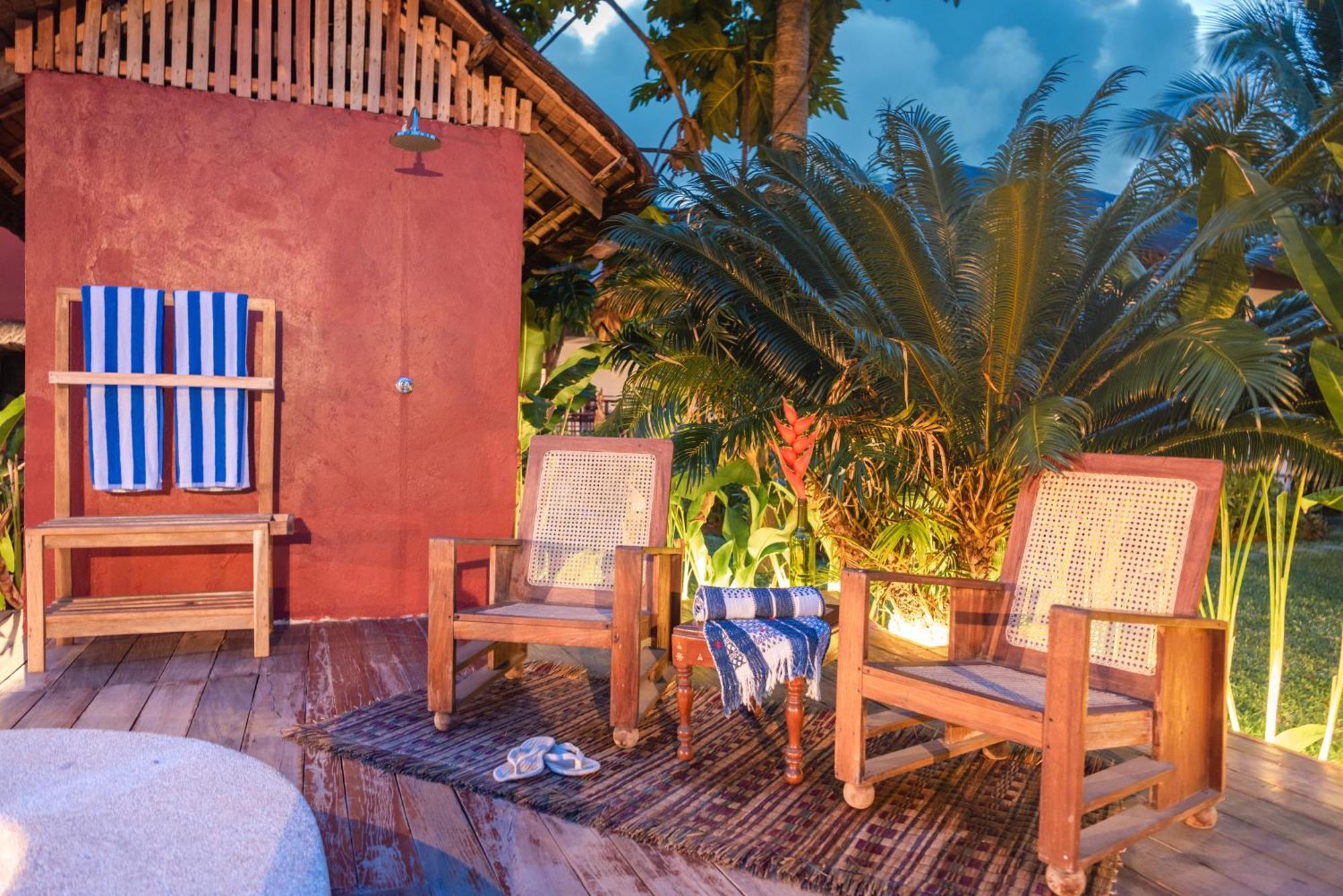 Alon Cloud9 Beach Front Catangnan Exterior photo